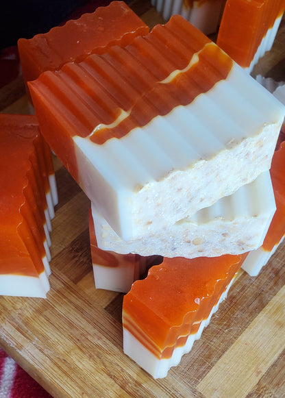 Mango Melt – Turmeric Oatmeal Mango Soap