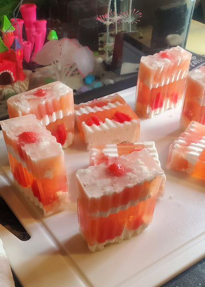 Strawberry Crème Drip 🍓 | Luxury Handmade Shea Butter & Glycerin Soap Bar | Embedded Strawberry Design